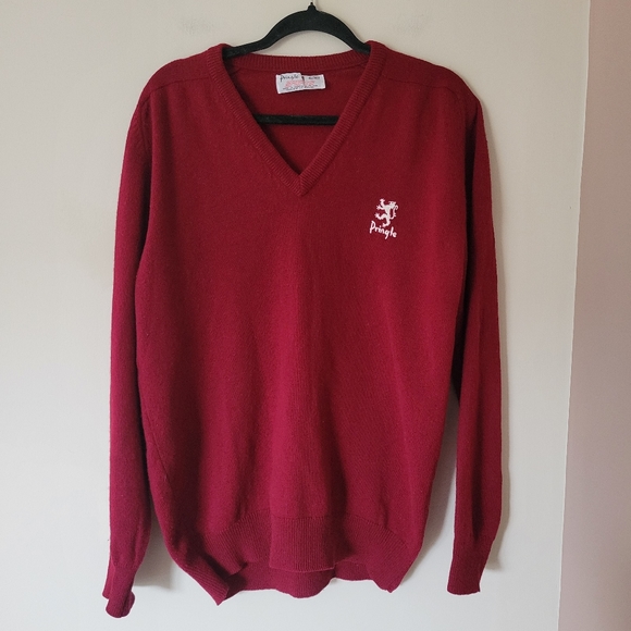 Vintage Pringle of Scotland Wool Deep Red Logo Crest V-neck Knit Sweater - Picture 1 of 7
